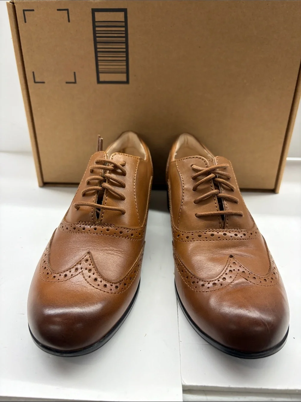 NEW Clarks Women’s Cognac Leather Brogue Oxfords Size 7.5
